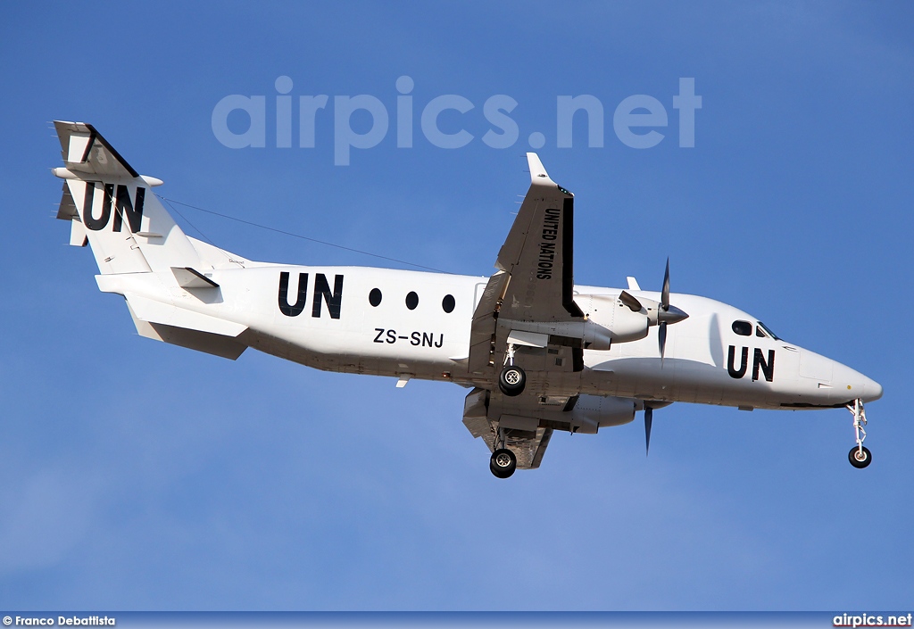 ZS-SNJ, Beechcraft 1900-D, United Nations