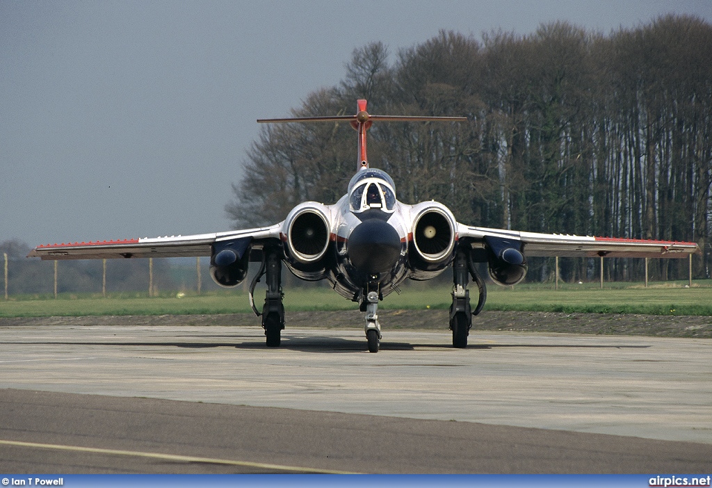 ZU-NIP, Hawker Siddeley Buccaneer S.2B, Private