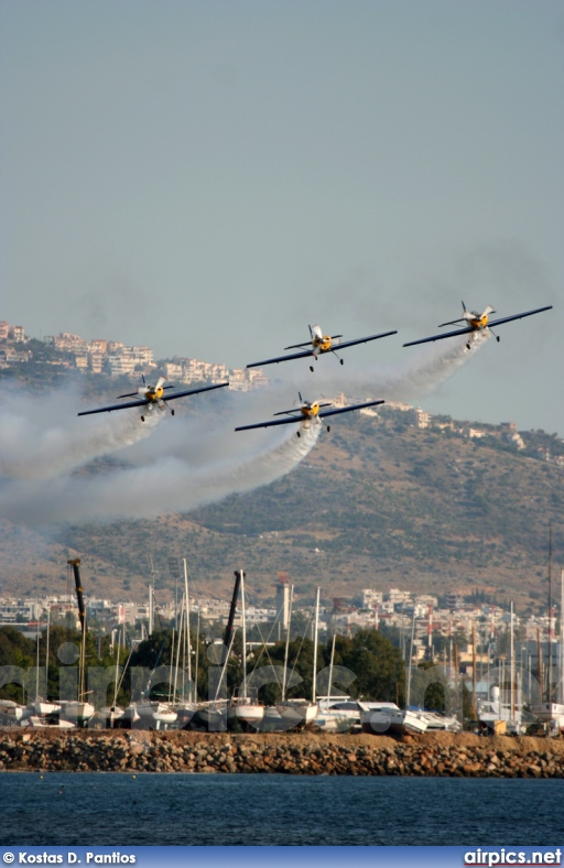 Zlin Z-50LX, Flying Bulls