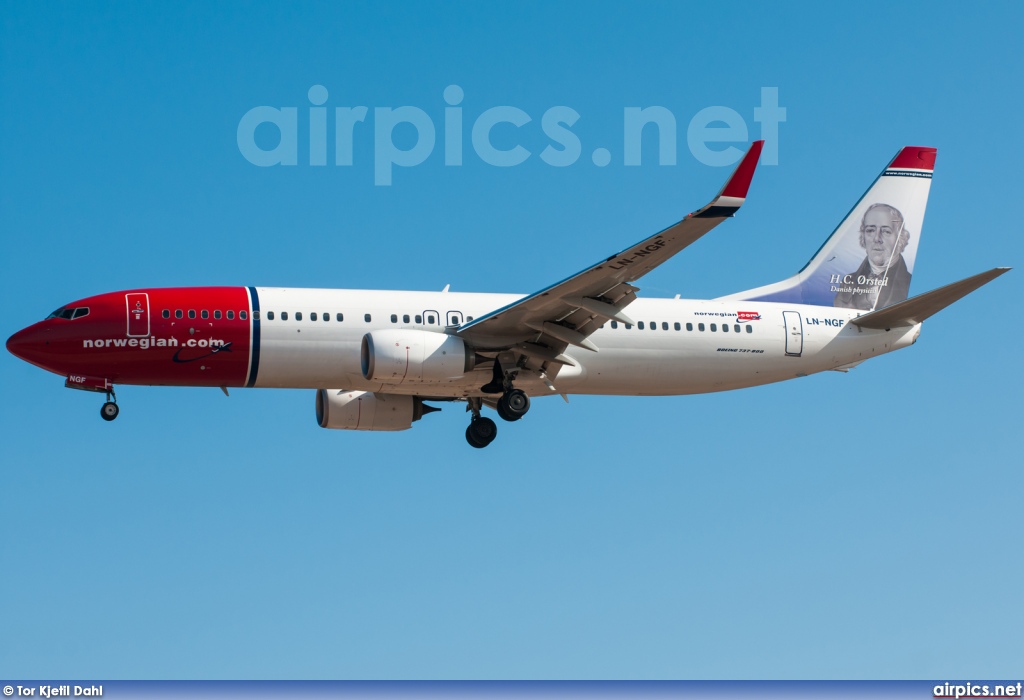 ln-ngf, Boeing 737-800, Norwegian Air Shuttle