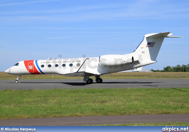 01, Gulfstream C-37A, United States Coast Guard