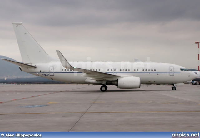 02-0042 , Boeing C-40B (737-700/BBJ), United States Air Force