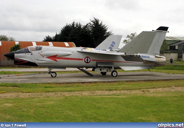 11, Ling-Temco-Vought F-8P Crusader, French Navy - Aviation Navale