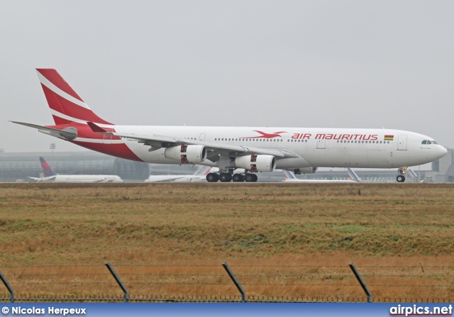 3B-NBE, Airbus A340-300, Air Mauritius