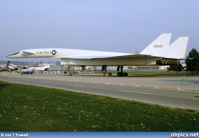 62-0001, North American XB-70 Valkyrie, United States Air Force