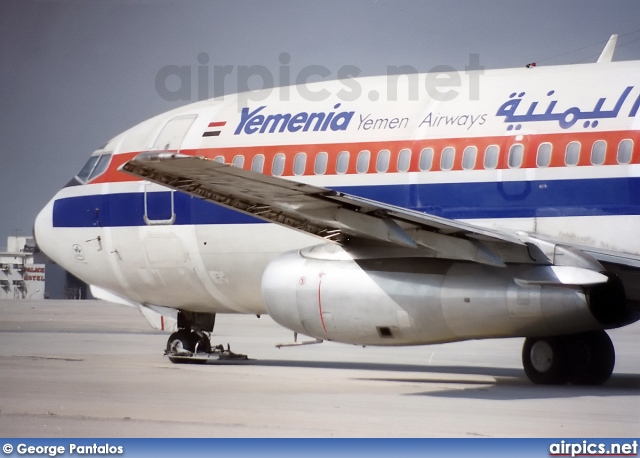 7O-ACU, Boeing 737-200Adv, Yemenia