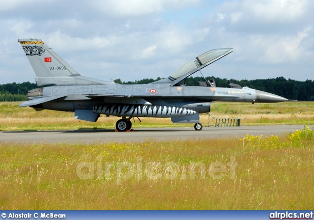 93-0695, Lockheed F-16D Fighting Falcon, Turkish Air Force