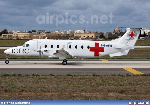 9H-AFH, Beechcraft 1900-D, Medavia