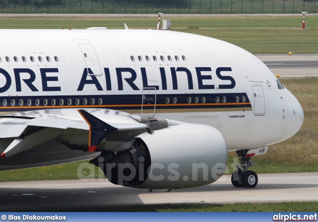 9V-SKB, Airbus A380-800, Singapore Airlines