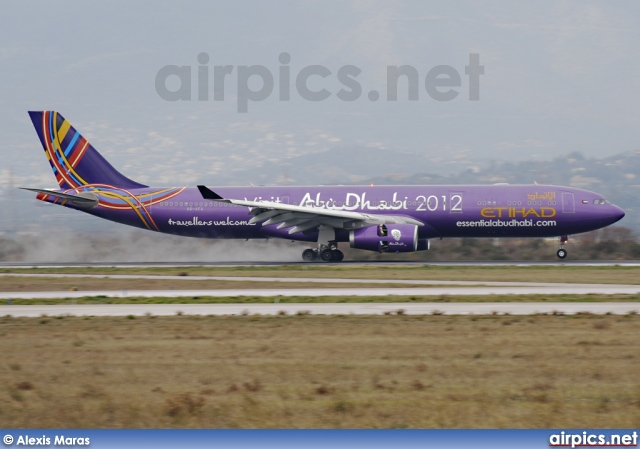 A6-AFA, Airbus A330-300, Etihad Airways