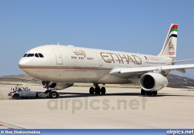 A6-AFD, Airbus A330-300, Etihad Airways