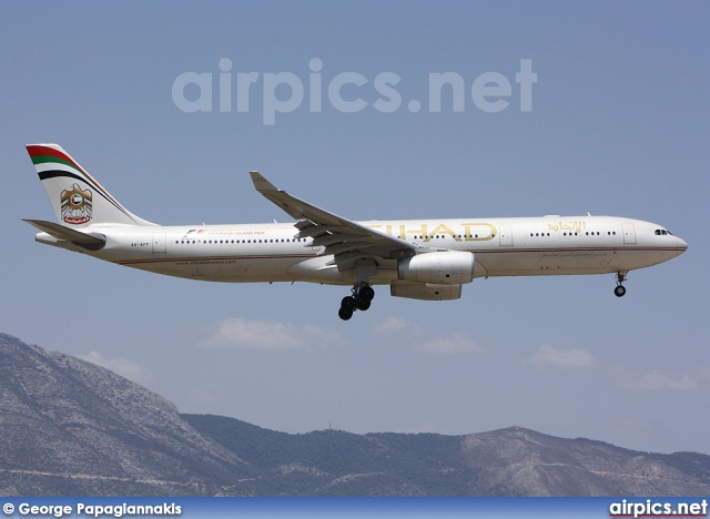 A6-AFF, Airbus A330-300, Etihad Airways