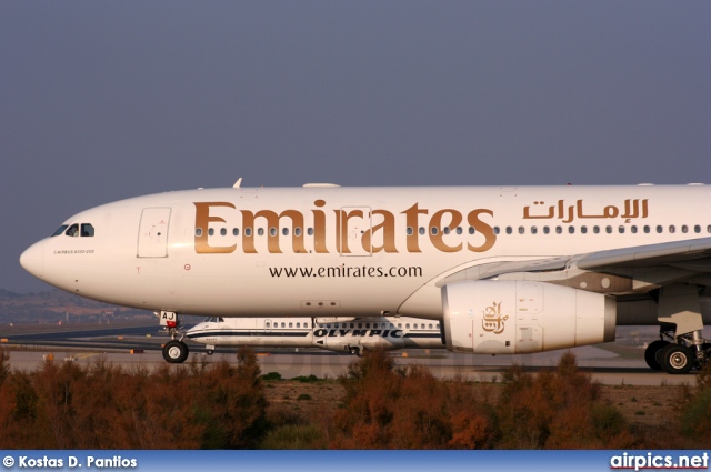 A6-EAJ, Airbus A330-200, Emirates