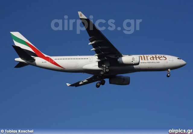 A6-EAR, Airbus A330-200, Emirates