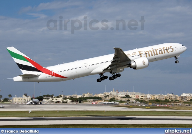 A6-EBG, Boeing 777-300ER, Emirates