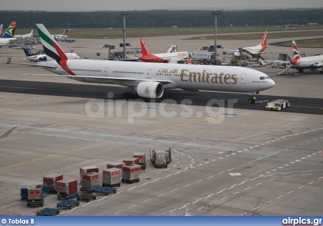 A6-EBR, Boeing 777-300ER, Emirates