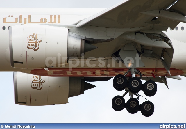 A6-ECF, Boeing 777-300ER, Emirates