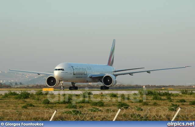 A6-ECT, Boeing 777-300ER, Emirates