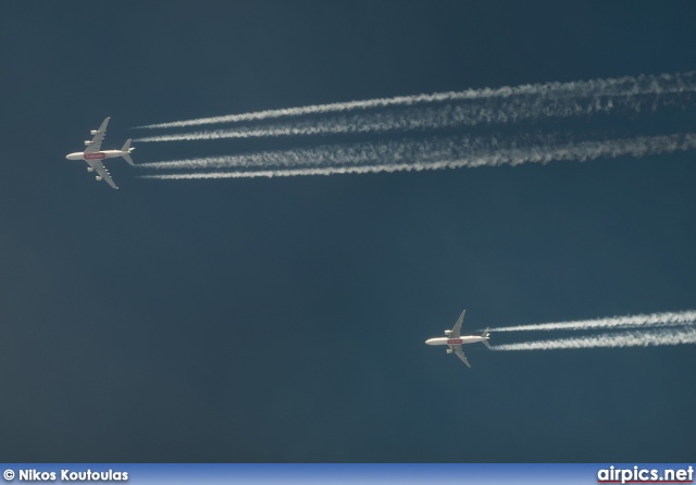 A6-EDG, Airbus A380-800, Emirates