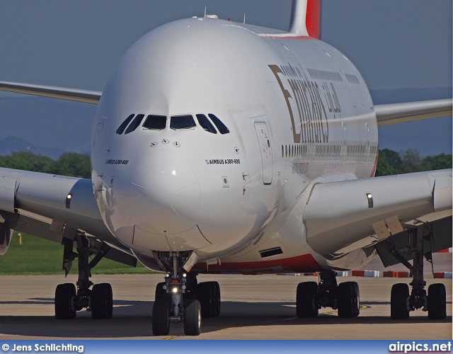 A6-EDN, Airbus A380-800, Emirates