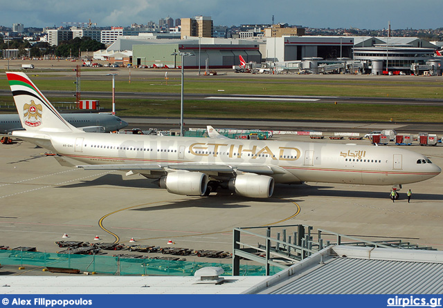 A6-EHC, Airbus A340-500, Etihad Airways