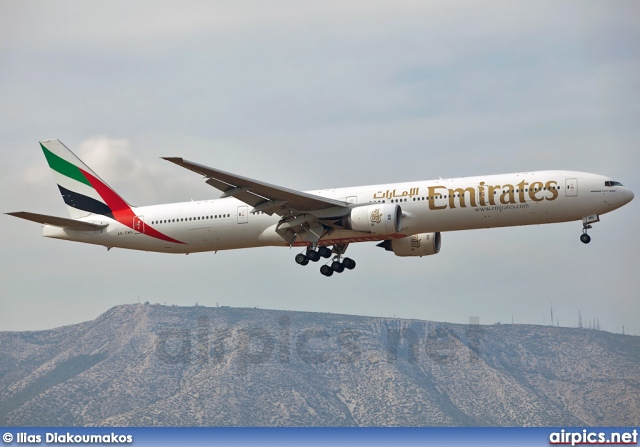 A6-EMN, Boeing 777-300, Emirates