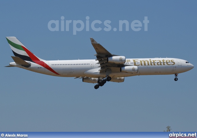 A6-ERT, Airbus A340-300, Emirates