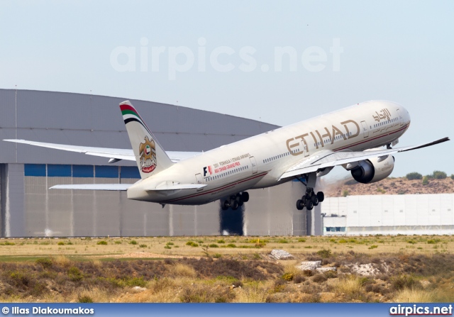 A6-ETD, Boeing 777-300ER, Etihad Airways