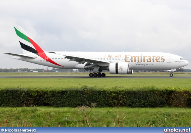 A6-EWI, Boeing 777-200LR, Emirates