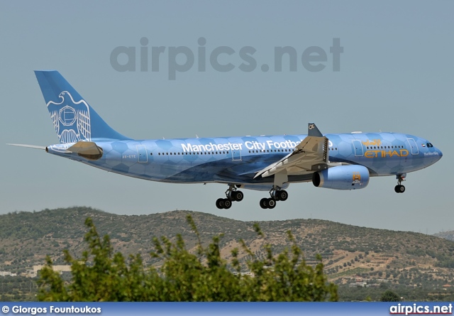 A6-EYE, Airbus A330-200, Etihad Airways