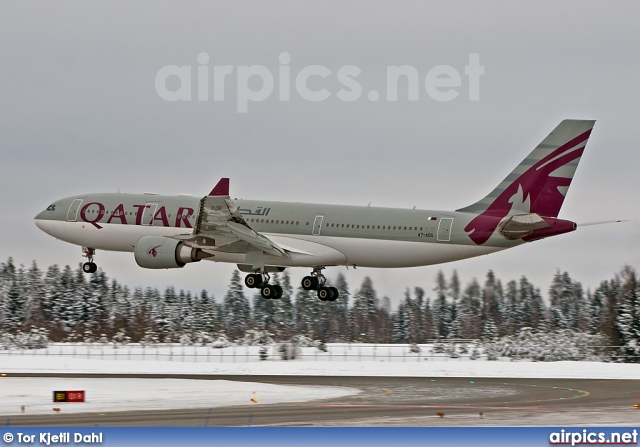 A7-ACG, Airbus A330-200, Qatar Airways