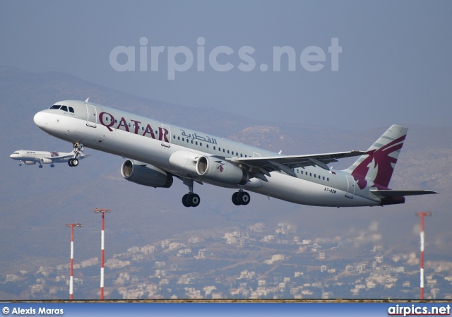 A7-ADW, Airbus A321-200, Qatar Airways