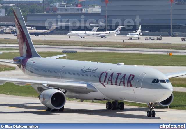 A7-AEA, Airbus A330-300, Qatar Airways