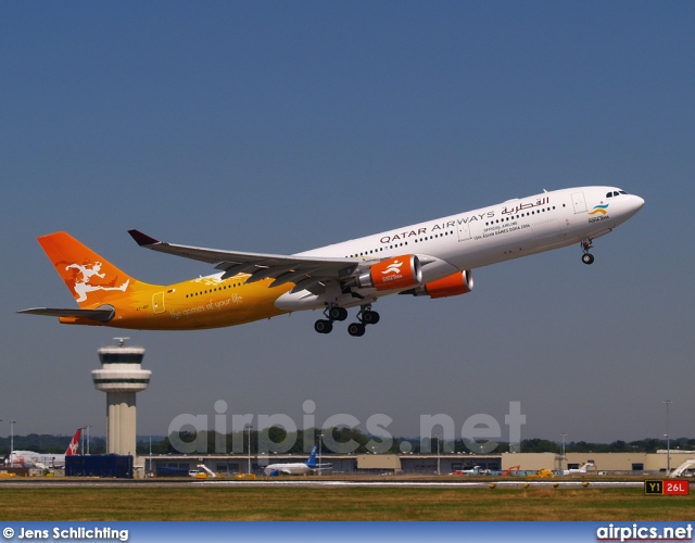 A7-AEF, Airbus A330-300, Qatar Airways