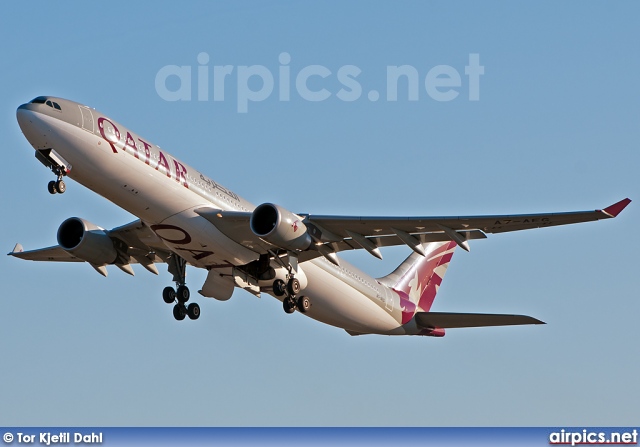 A7-AEG, Airbus A330-300, Qatar Airways