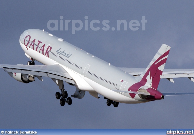 A7-AEO, Airbus A330-300, Qatar Airways