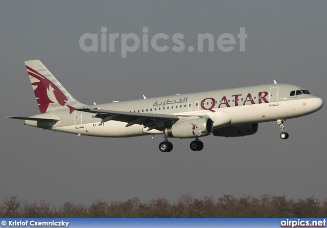 A7-AHJ, Airbus A320-200, Qatar Airways