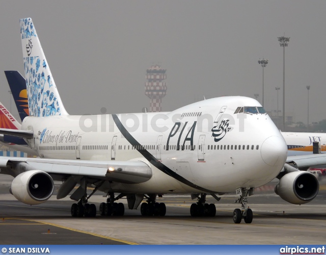 AP-BAK, Boeing 747-200BM, Pakistan International Airlines (PIA)
