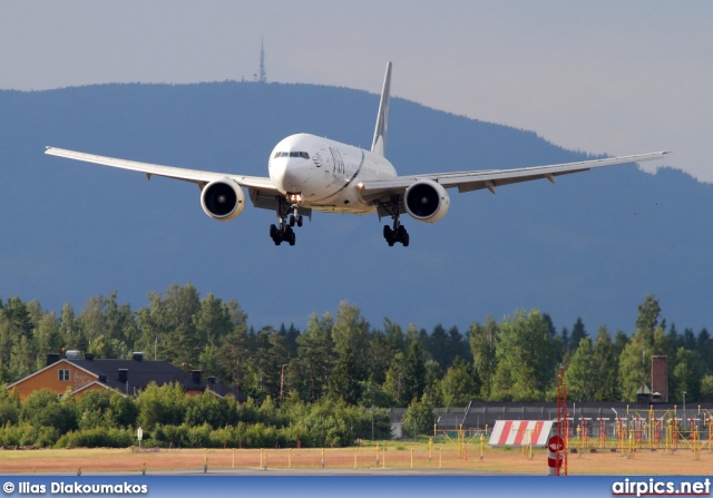 AP-BGJ, Boeing 777-200ER, Pakistan International Airlines (PIA)