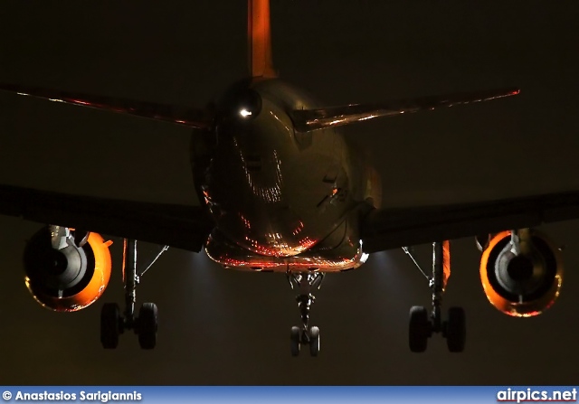 Airbus A319-100, easyJet