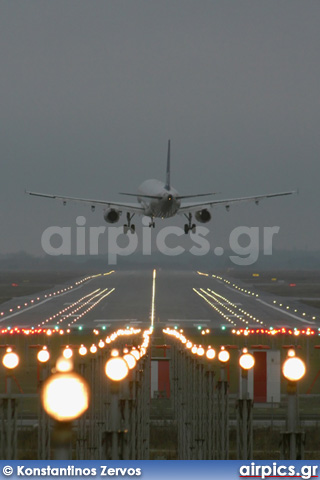 Airbus A321-200, Scandinavian Airlines System (SAS)