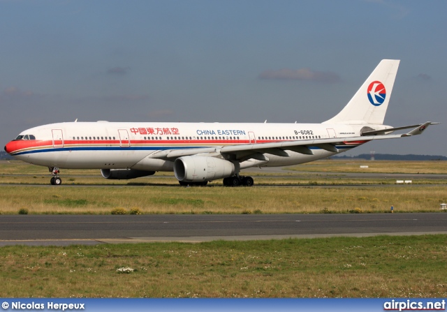 B-6082, Airbus A330-200, China Eastern