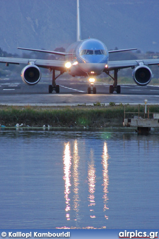 Boeing 757-200, Thomsonfly