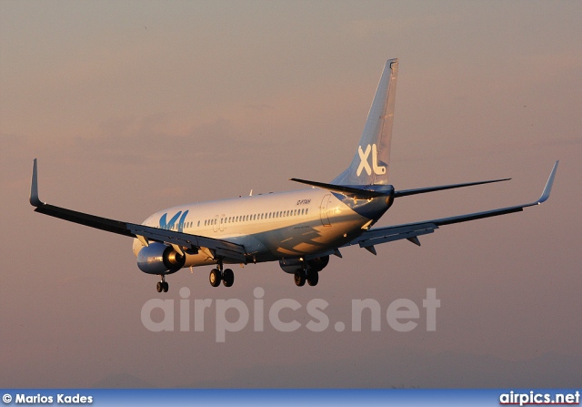 C-FTAH, Boeing 737-800, XL Airways