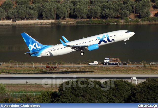 C-GOAF, Boeing 737-800, XL Airways