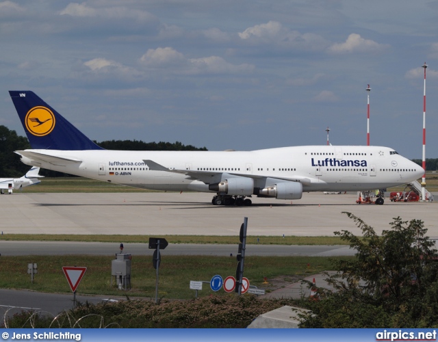 D-ABVN, Boeing 747-400, Lufthansa