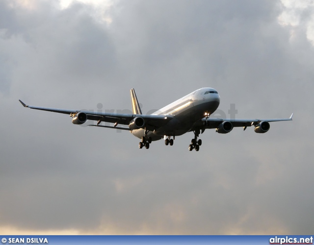 D-AIGT, Airbus A340-300, Lufthansa