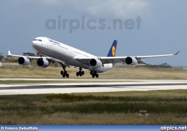 D-AIHS, Airbus A340-600, Lufthansa