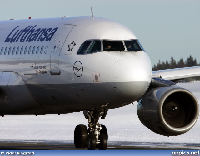 D-AILN, Airbus A319-100, Lufthansa