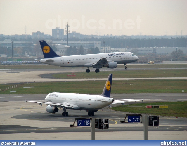 D-AIRK, Airbus A321-100, Lufthansa